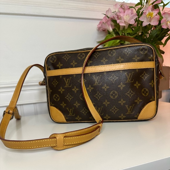 Louis Vuitton Men's Monogram Canvas Trocadero